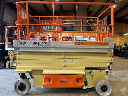 Scissor lift  JLG 3246ES (4)