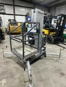 Vertical mast lift 2017  JLG 30AM (5)