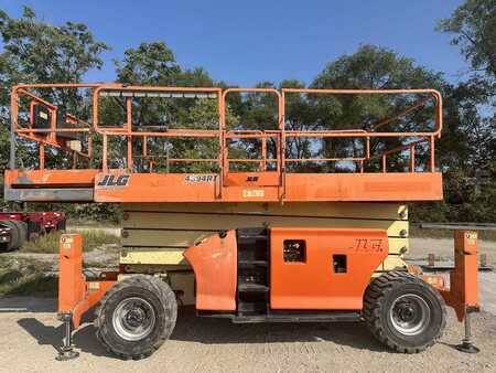 Scissor lift 2014 JLG 4394RT (1)