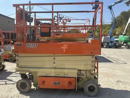 Scissor lift 2016 JLG 2632ES (1)