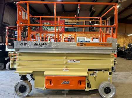 Scissor lift 2015 JLG 3246ES (3)