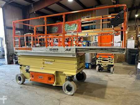 Scissor lift 2015 JLG 3246ES (9)