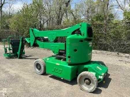 Articulating boom lift 2013  JLG E400AJPN (3)