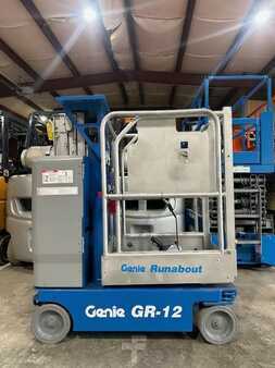 Vertical mast lift 2017  GENIE GR12 (3)
