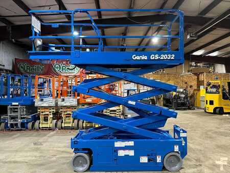 Scissor lift 2015  GENIE GS2032 (6)