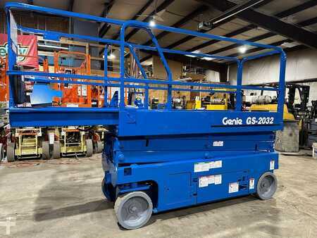 Scissor lift 2015  GENIE GS2032 (8)