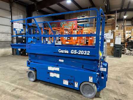 Scissor lift 2015  GENIE GS2032 (9)