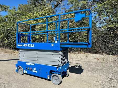 Scissor lift 2014  GENIE GS3232 (10)