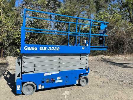 Scissor lift 2014  GENIE GS3232 (9)