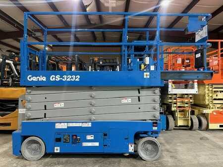 Scissor lift 2016  GENIE GS3232 (1)