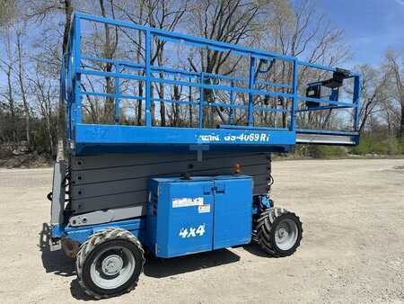Scissor lift 2013  GENIE GS4069RT (2)