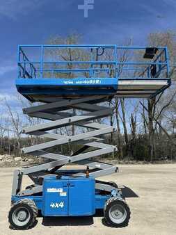 Scissor lift 2013  GENIE GS4069RT (4)