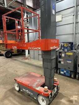 Vertical mast lift 2016  SKYJACK SJ16 (6)