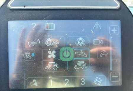 Aufsitz-Kehrsaugmaschine 2017  Tennant M17 (11)