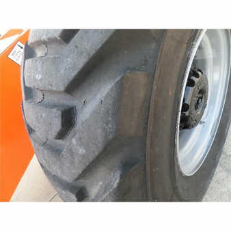 Plataforma Telescópica 2007  JLG 400s (2)