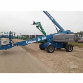 Telescopic boom lift 2007  Genie  (3)