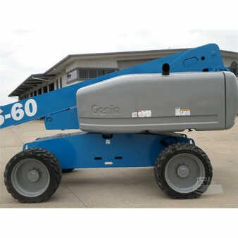 Telescopic boom lift 2006  Genie  (9)
