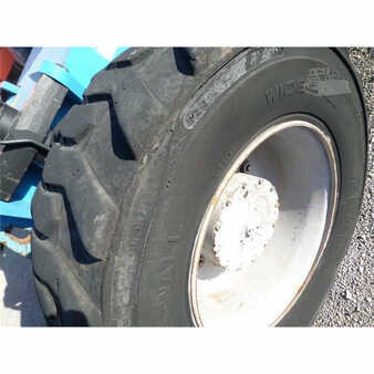 Telescopic boom lift 2004  Genie  (9)