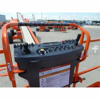 Telescopic boom lift 2006  JLG 800s (4)