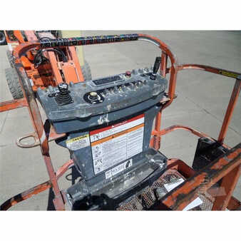 Telescopic boom lift 2007  JLG e450aj (5)