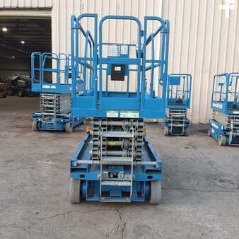 Scissor lift 2015  Genie gs-3246 (3)