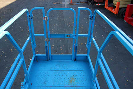 Scissor lift 2024  Genie gs-3246 (5)