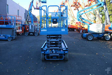 Scissor lift 2024  Genie gs-3246 (7)