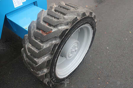 Telescopic boom lift 2017  Genie z45/25j (16)