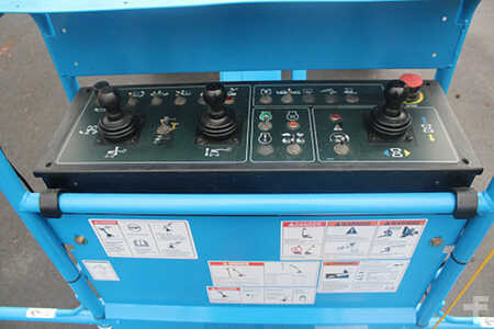 Telescopic boom lift 2017  Genie z45/25j (7)