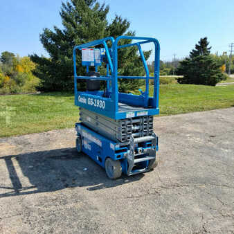 Scissor lift 2016  Genie gs1930 (2)