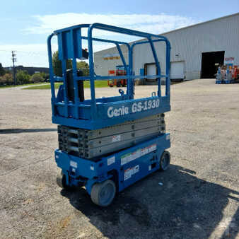 Scissor lift 2016  Genie gs1930 (3)