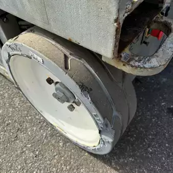 Scissor lift 2013  Skyjack sj4632 (11)