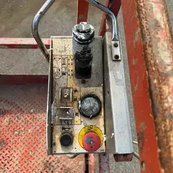 Scissor lift 2013  Skyjack sj4632 (7)