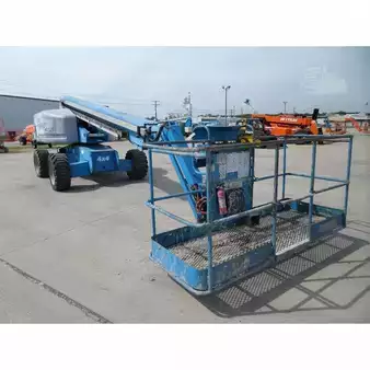 Telescopic boom lift 2008  Genie  (1)