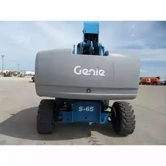 Telescopic boom lift 2008  Genie  (7)