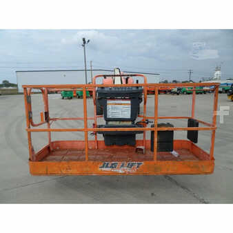 Telescopic boom lift 2008  JLG 800s (4)