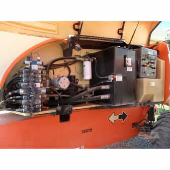 Telescopic boom lift 2008  JLG 800aj (13)