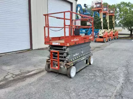 Scissor lift 2016  Skyjack sj4632 (3)
