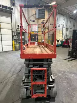 Plataforma de Tijera 2015  Skyjack sj3226 (4)