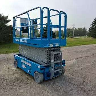 Plataforma de Tijera 2017  Genie gs-3246 (1)