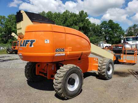 JLG 600S