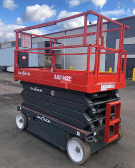 Scissor lift 2015 Skyjack SJ4632 (4)