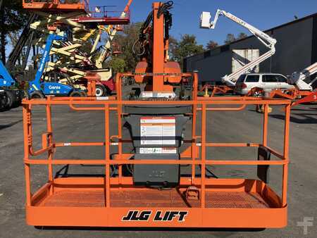 Articulating boom lift 2013 JLG 1350SJP (24)