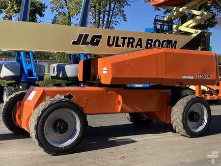 Articulating boom lift 2013 JLG 1350SJP (5)