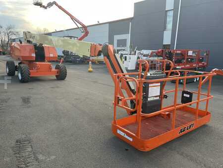 Articulating boom lift 2015 JLG 860SJ (1)