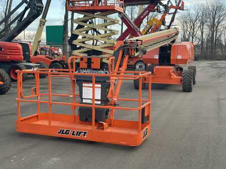 Articulating boom lift 2015 JLG 860SJ (24)