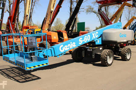 Telescopic boom lift 2019 Genie S60XC (31)