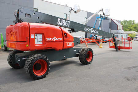 Articulating boom lift 2020 Skyjack SJ86T (2)