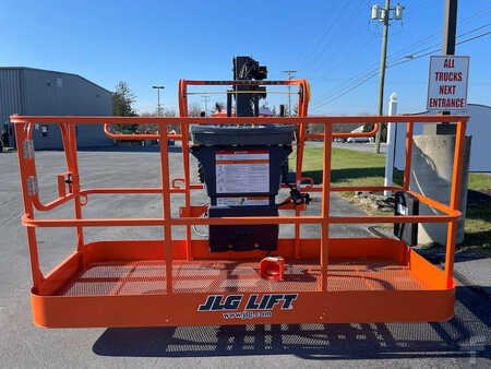 Articulating boom lift  JLG 860SJ (25)