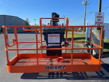 Articulating boom lift  JLG 860SJ (25)